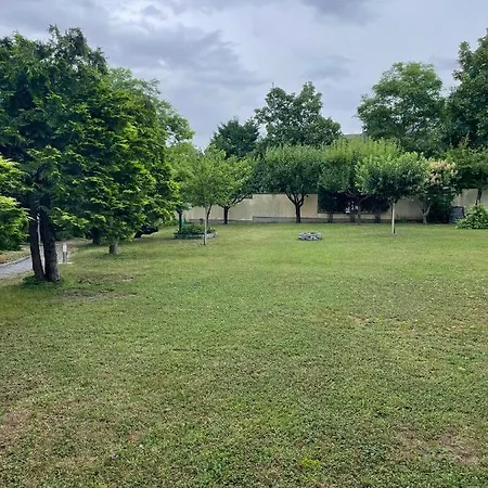 Nefelejcs Apartament *